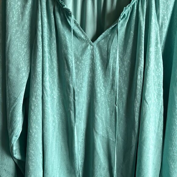 LC Lauren Conrad Satin Green Floral Balloon Sleeve Peasant Blouse Top Plus Sz 1x - Picture 8 of 12